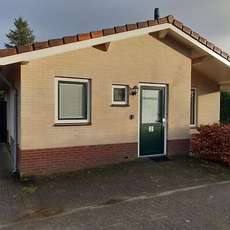 Huinerhofje 2 - Vrijstaand Met Grote Omheinde Tuin, Rust, Privacy En Nabij Bossen Villa Putten Exterior photo